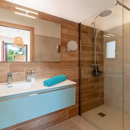 U Veniqui 1 - Piscine Privee *