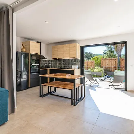 Tatil Evi U Veniqui 1 - Piscine Privee *