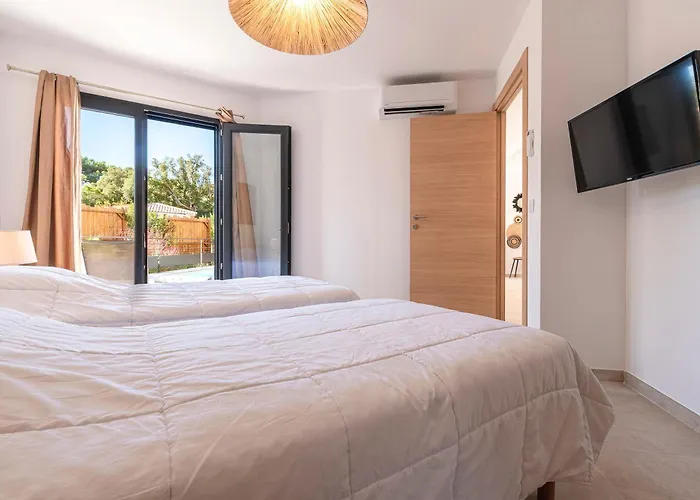 U Veniqui 1 - Piscine Privee